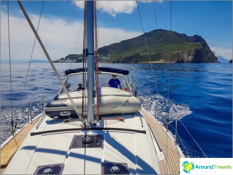 Si vous aimez la vue sur la mer, vous avez certainement besoin d'un yacht