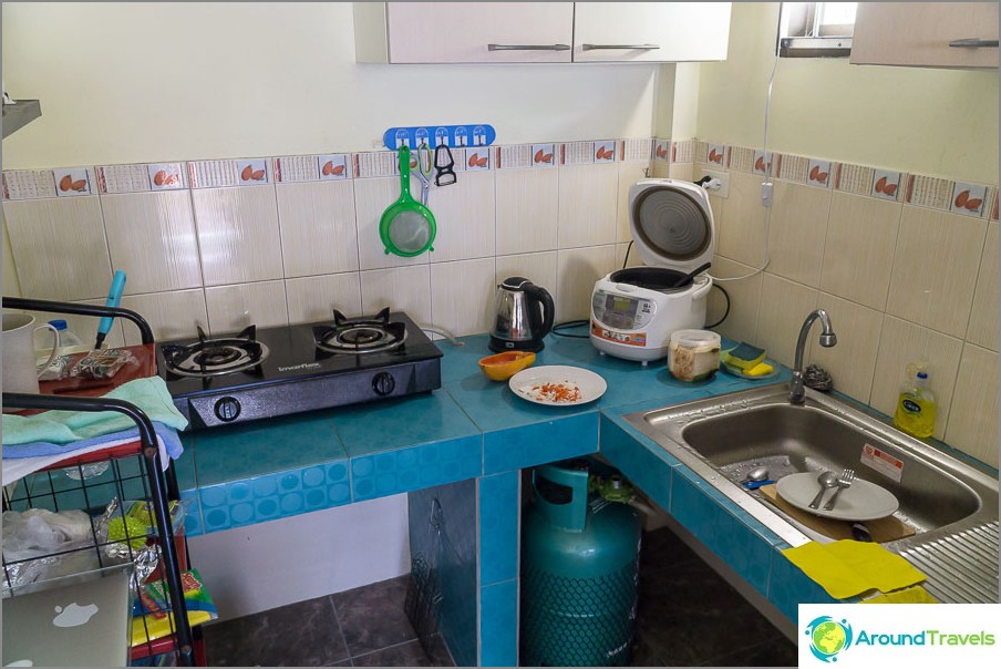 Gas stove and kettle. The multicooker was brought from Russia