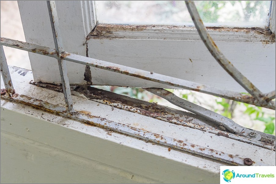 Old and rusty windows