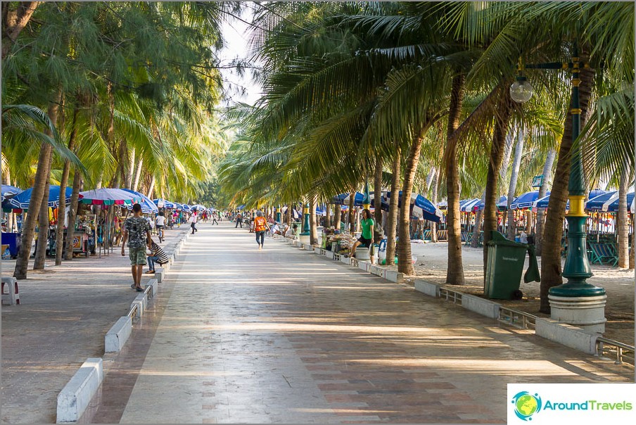 Alley along the beach with numerous cafes