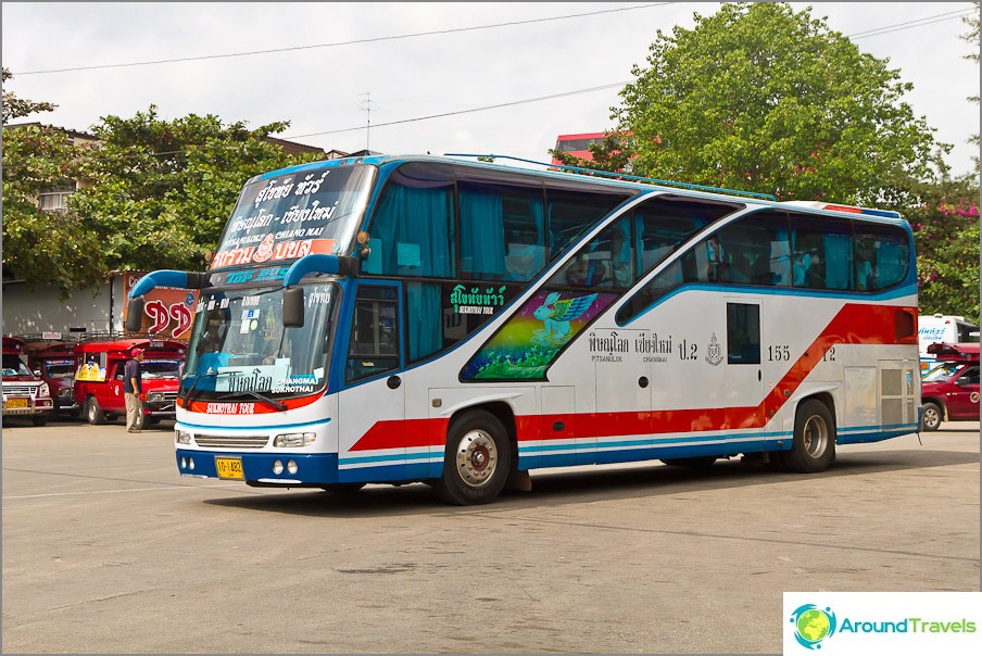 Intercity buses look like this, there are also double-decker buses