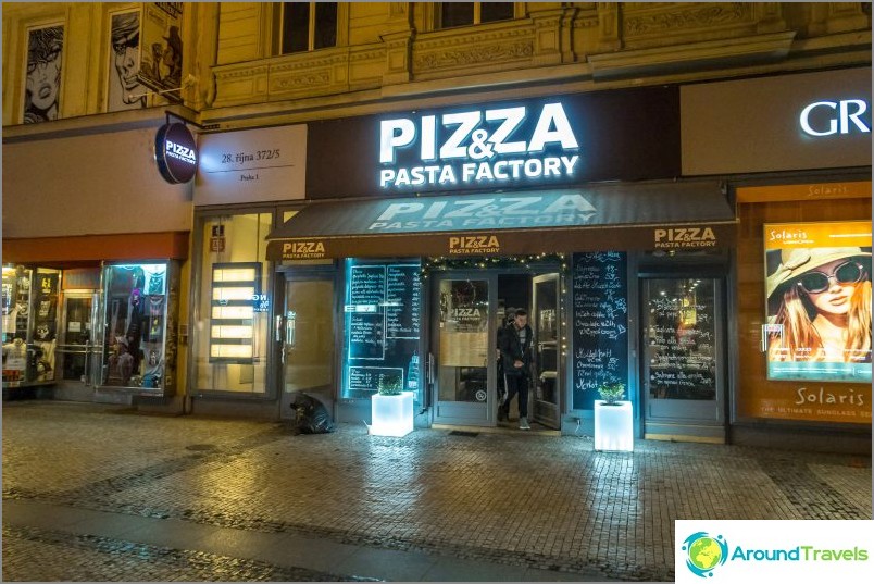 Pizza & Pasta Factory in Prague