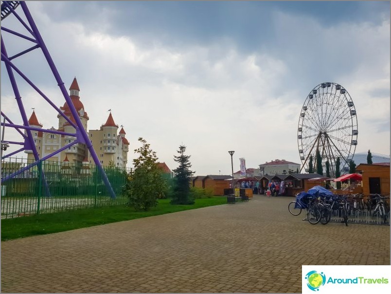 An amusement park in Sochi - a full-fledged amusement park