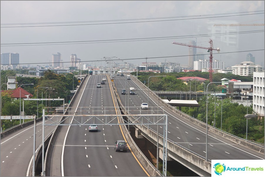 Multilevel interchanges in Bangkok