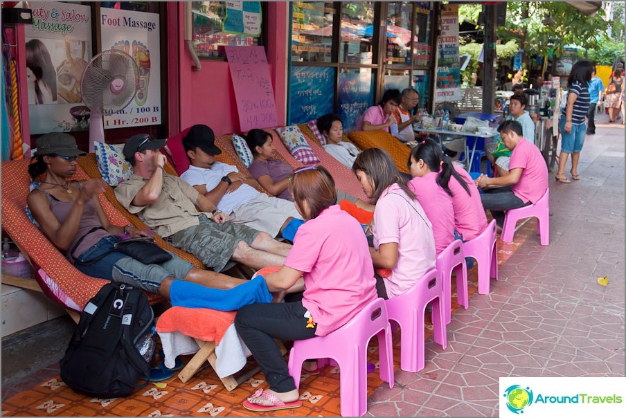 Massage fréquent des pieds