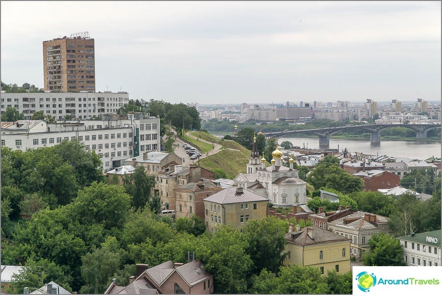 On the left is the very house from where a beautiful view should open