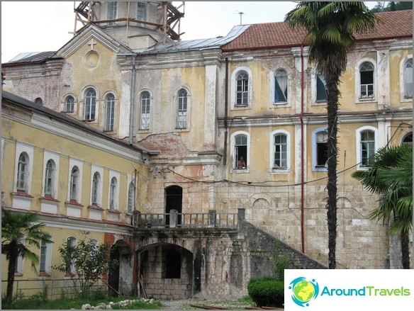 Abhazija Novi Atos. Samostan.