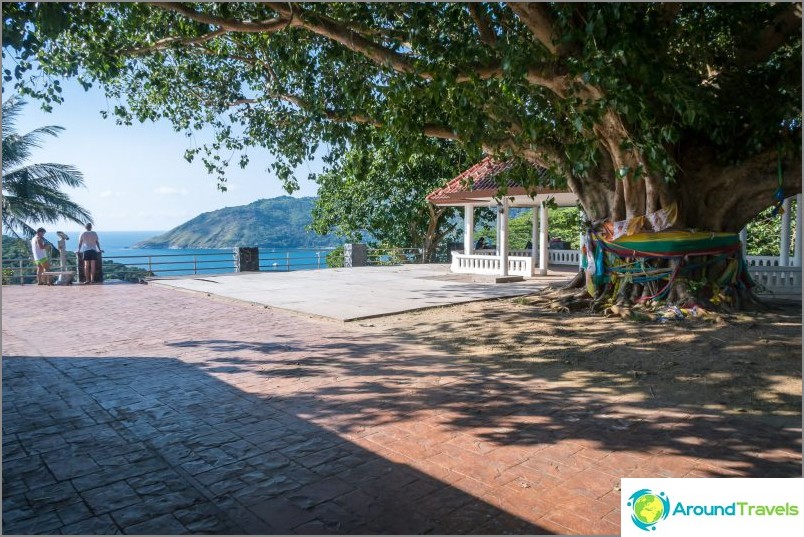 Viewpoint at Promthep Cape - the southernmost point of Phuket