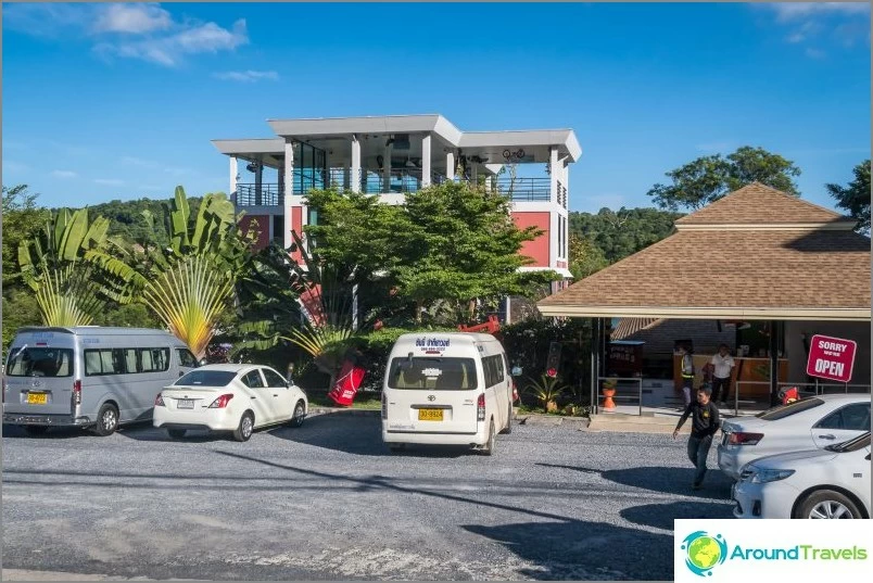 Upside down house in Phuket - fun for kids and selfies