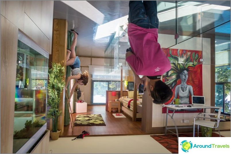 Upside down house in Phuket - fun for kids and selfies