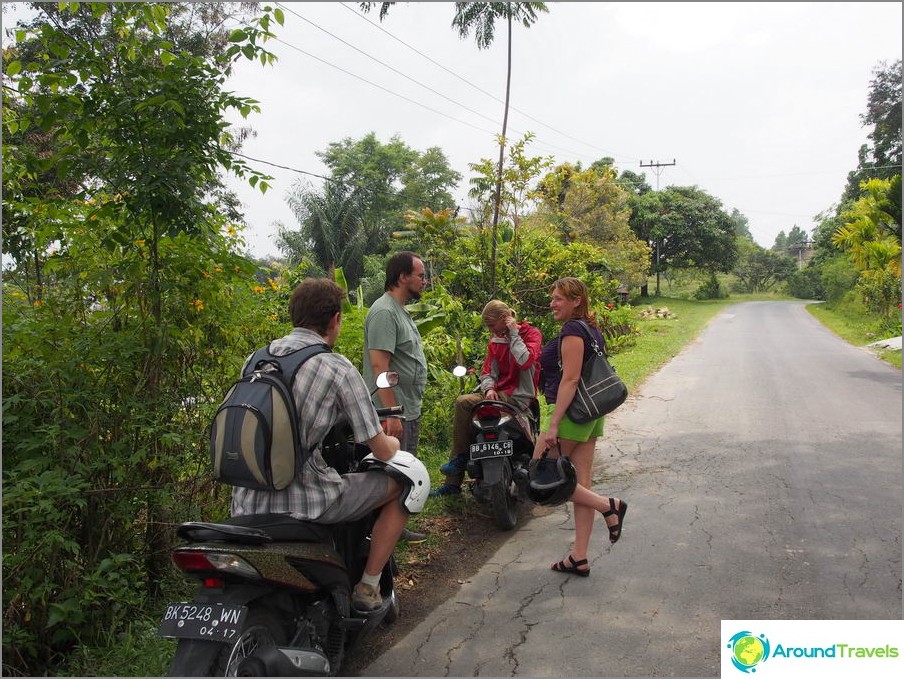 One of my first trips: riding motorbikes on Lake Toba