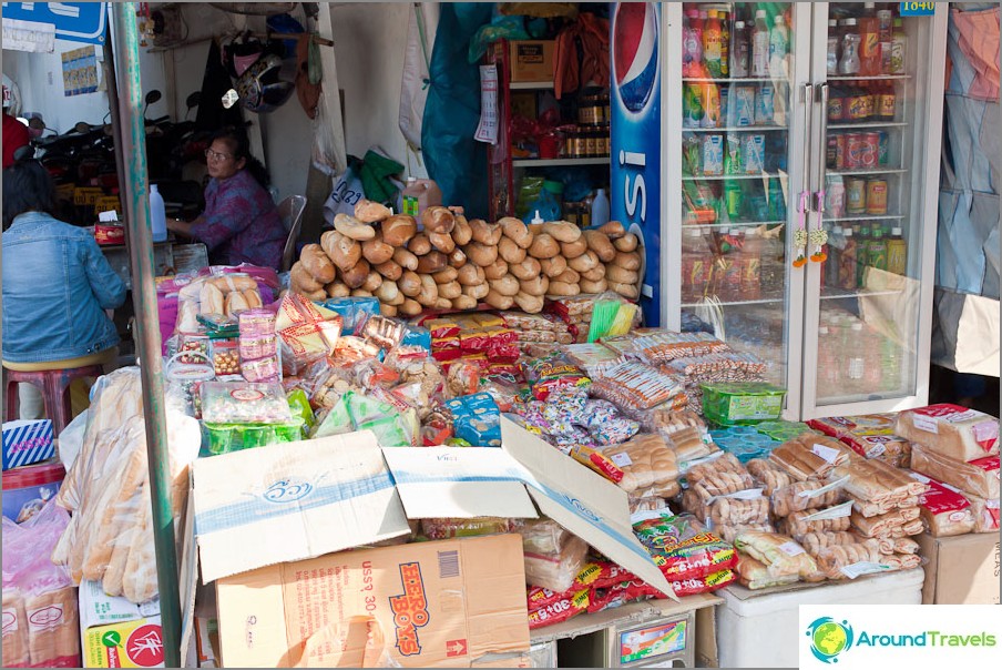 Baguettes are on sale at every corner