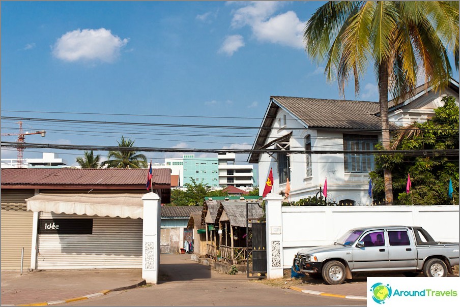 Palm trees, houses, shacks