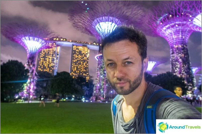 Puoi anche vedere il Marina Bay Hotel