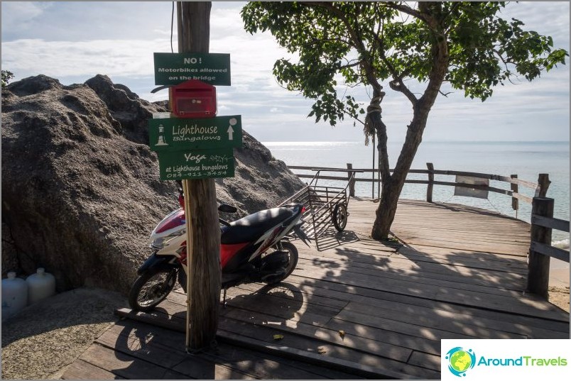 Parking et démarrage des ponts sur la plage de Lila