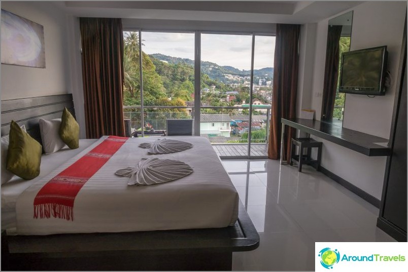 Hotel frumos în Phuket, pe plaja Kata - Lae Lay Suites