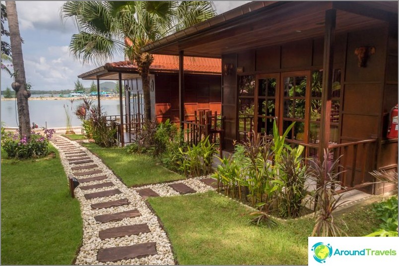 Cyana Beach Resort is a good hotel in Koh Phangan