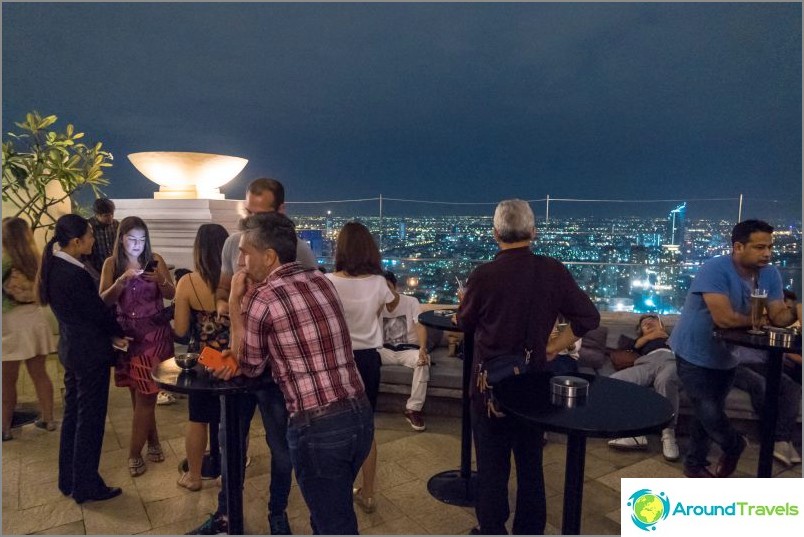 Slavný hotel Lebua, kde byl natočen film Kocovina - Bangkok