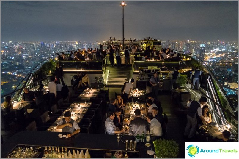 Rooftop restaurant, 61 floor