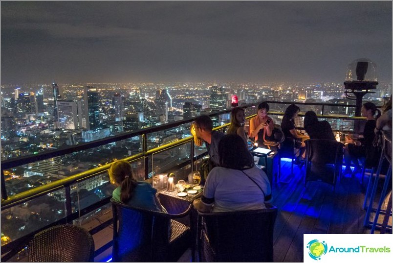 Banyan Tree Bangkok Rooftop Bar și Restaurant Vertigo - Etajul 61