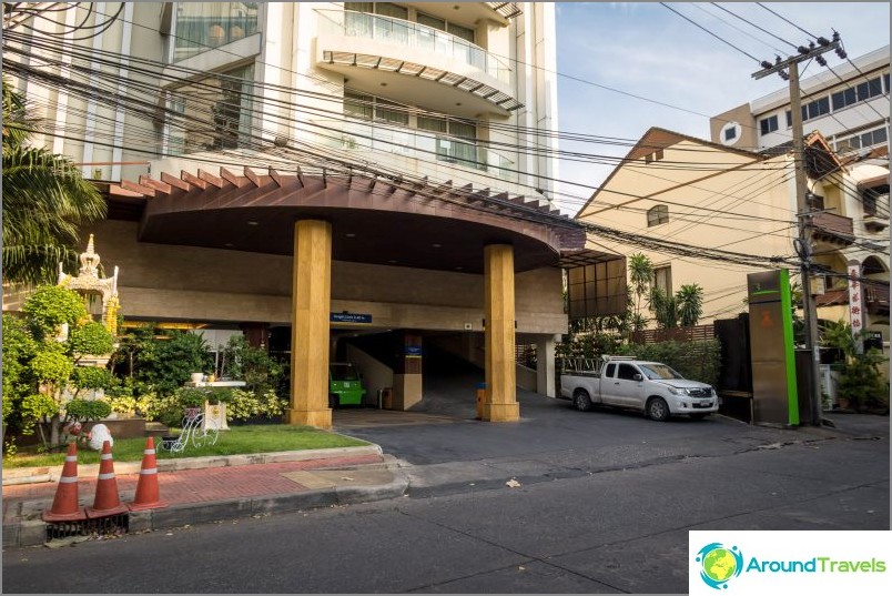 Bangkok Hotel com piscina na cobertura - Lohas Residences