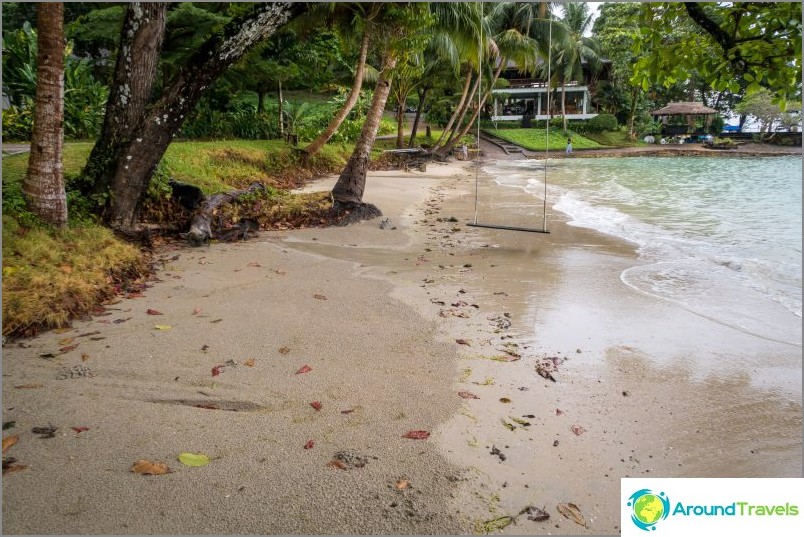 Wir können sagen, dass dieses Hotel auf Koh Chang einen eigenen Strand hat