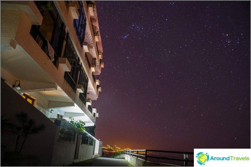 Toda noite o céu estava apenas rompendo as estrelas