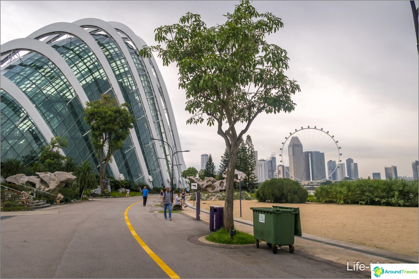 Gardens by the Bay in Singapore is the main attraction