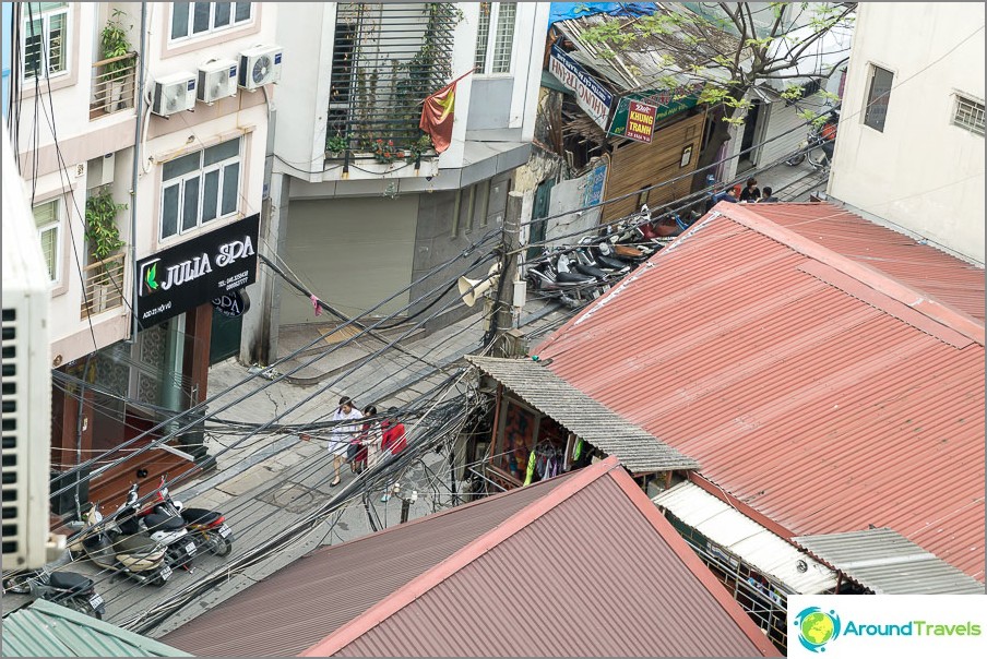 Vindueudsigt over Hanoi