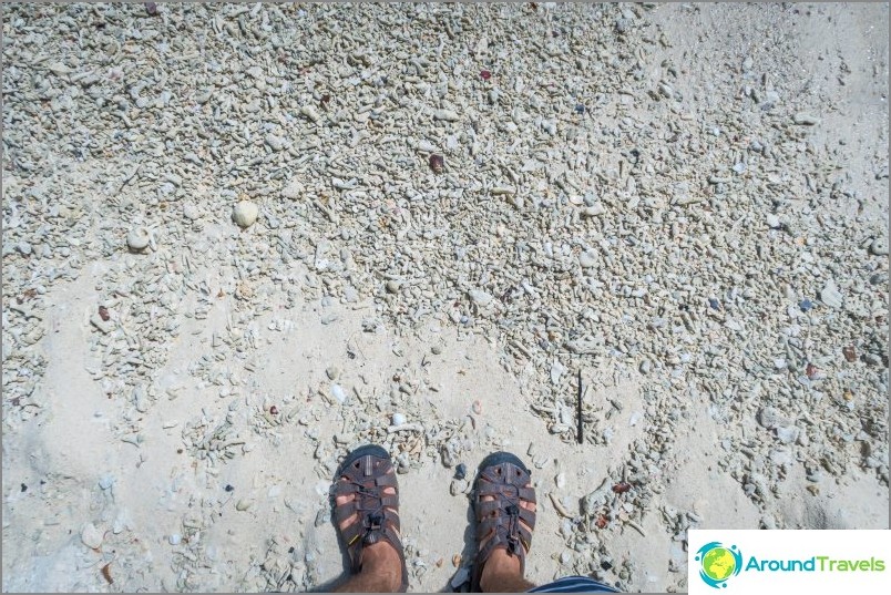 หาดยาวที่เกาะพีพีดอน - ชายหาดท่องเที่ยวมาตรฐาน