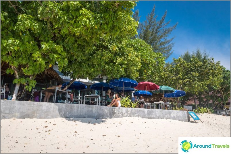 Long Beach på Phi Phi Don - en standard turiststrand