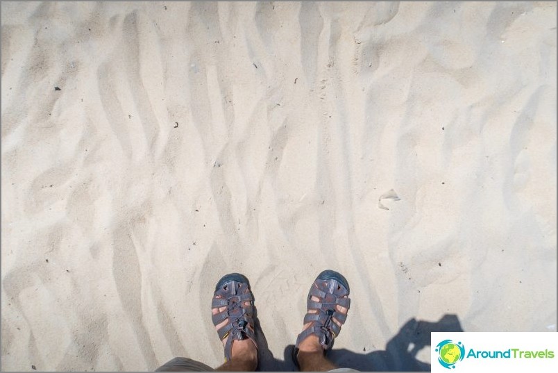 شاطئ كارون في فوكيت (شاطئ كارون) - مثل باتونج تقريبًا