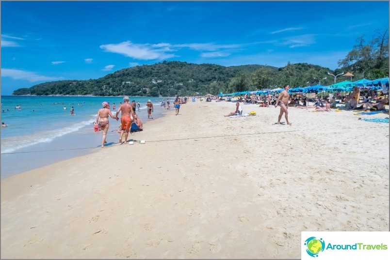 Karon Beach Phuketissa (Karon Beach) - melkein kuin Patong