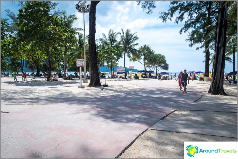 Praia de Patong em Phuket - a mais barulhenta