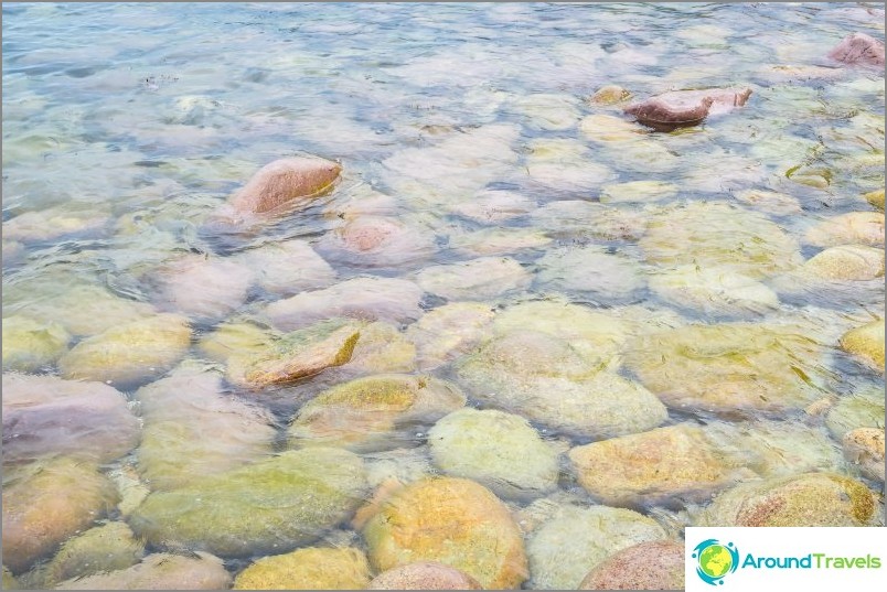 Ao Hin Ngam Beach - плаж с разрушени кости