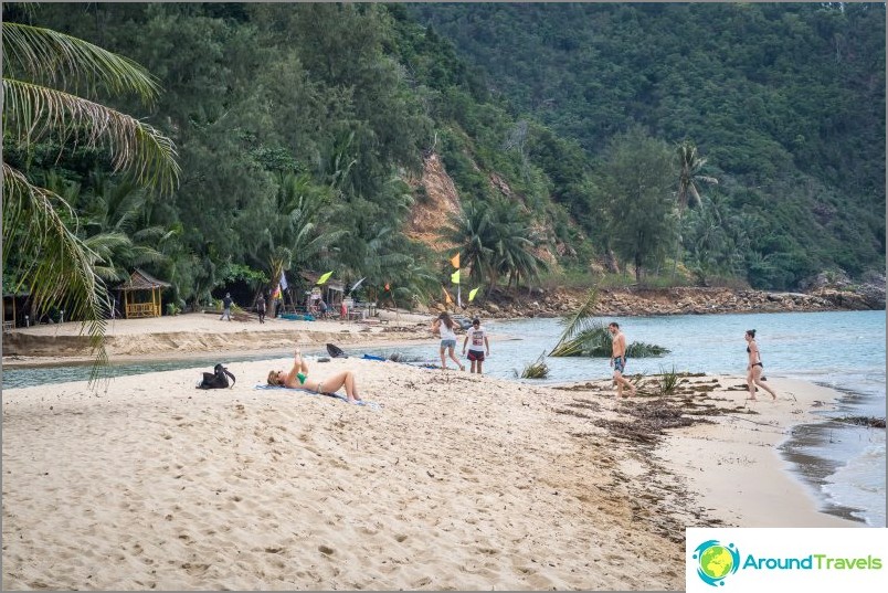 And this is a beach washed out by a river in the center of the western part of Mae Hada