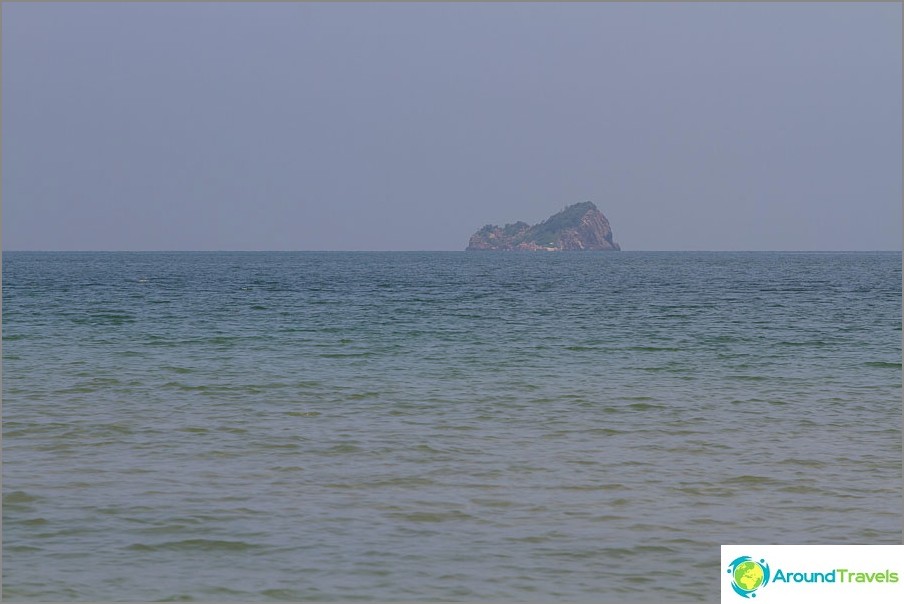 strand-tao-eller-skildpadde-nær-bjerg-Khao Tao-04