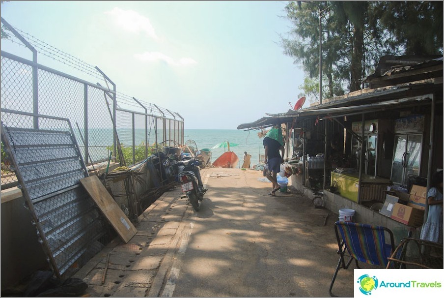 Access to the beach on 52nd Na Jomtien Street