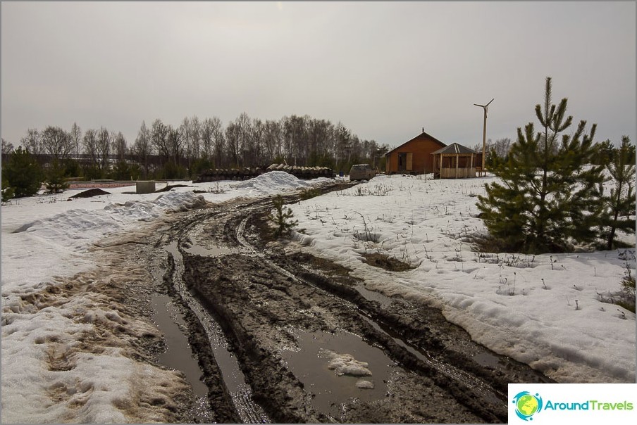 When everything melts, the entrance to the site turns into a mess