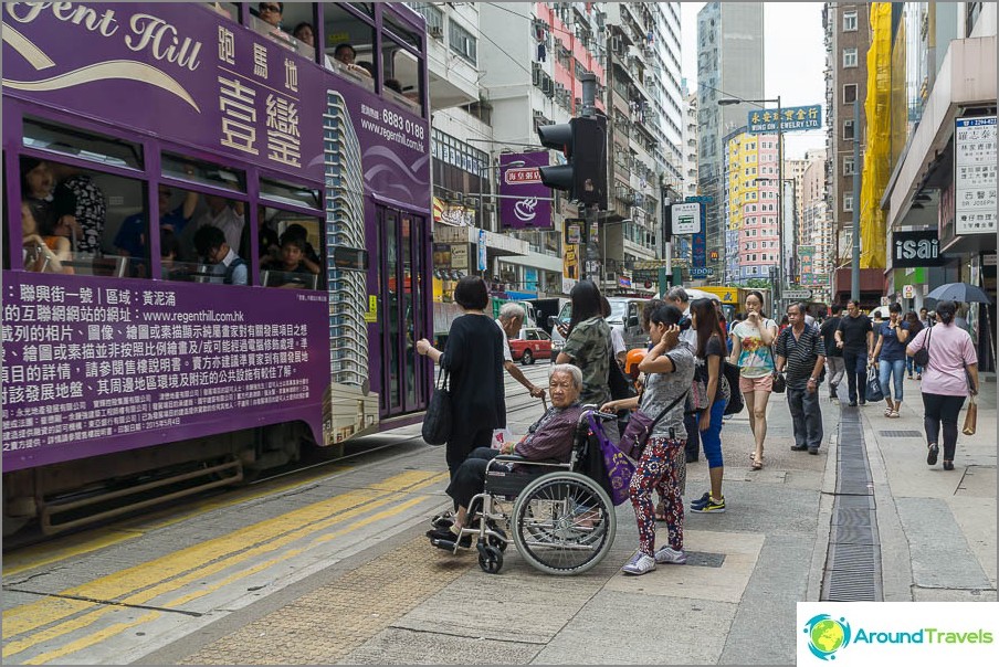 За хора с увреждания Хонконг не е много подходящ, необходим е ескорт
