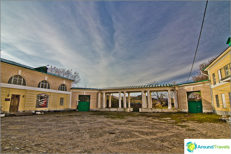 Courtyard of the Kaluga Regional Museum