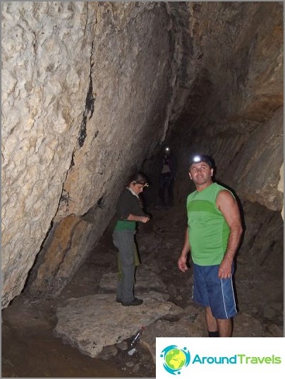 Avilova cave