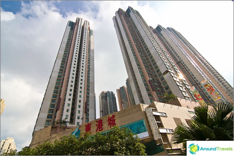 On the outskirts of Hong Kong, the houses are slightly thicker