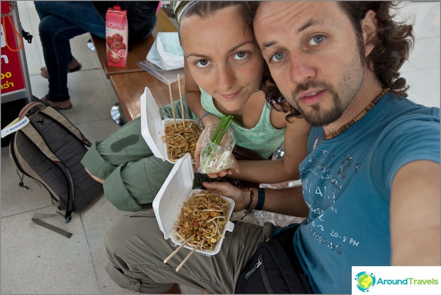 Eating Phad Thai at Bangkok Airport from a tray