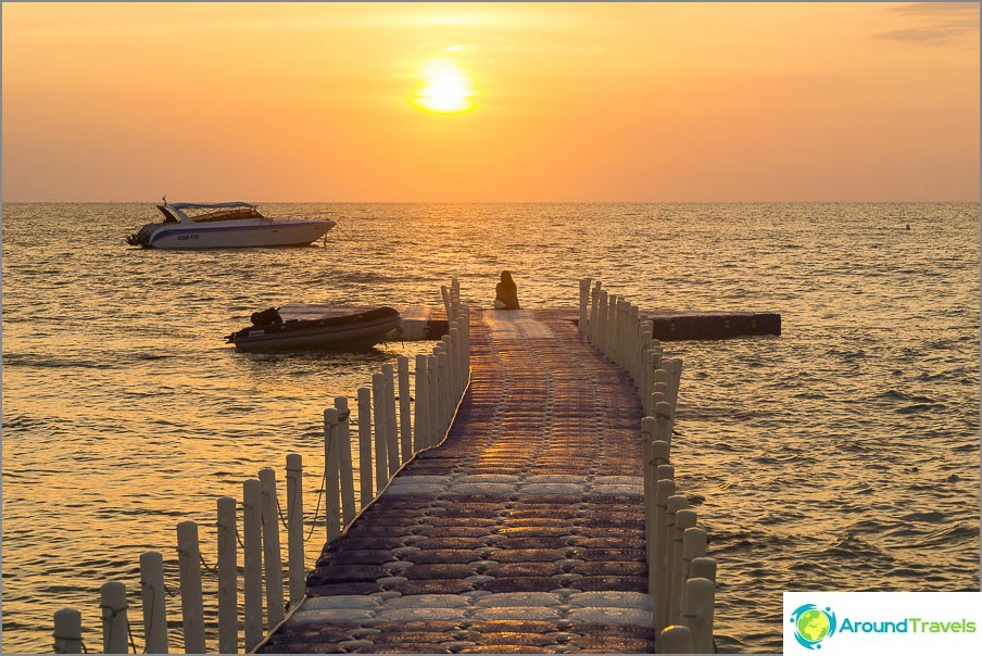 Pôr do sol em Khao Lak