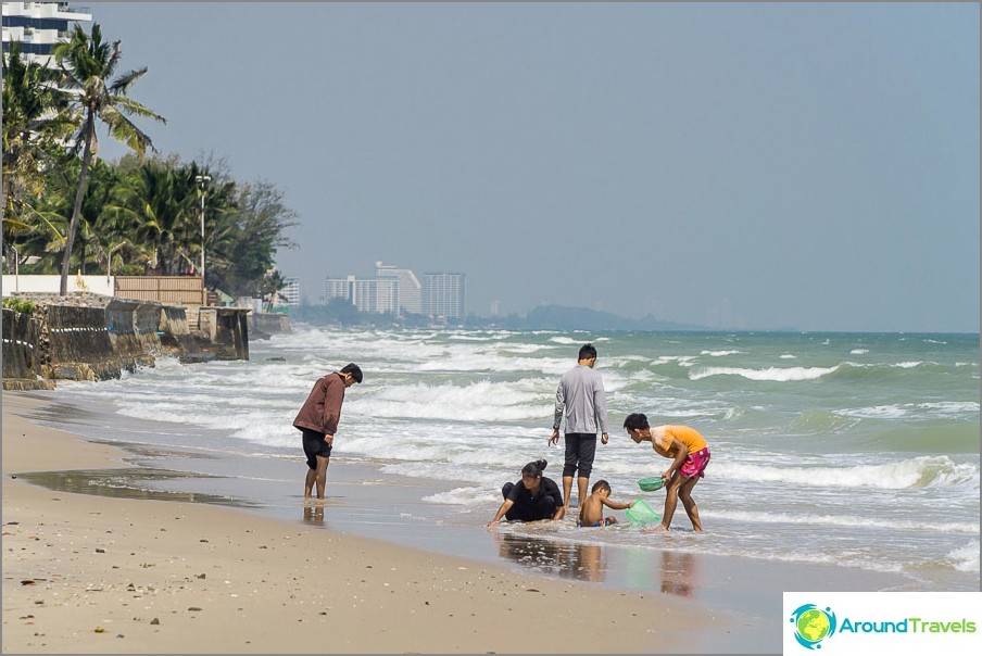 Stranden i nærheten av Hua Hin Imigraishen