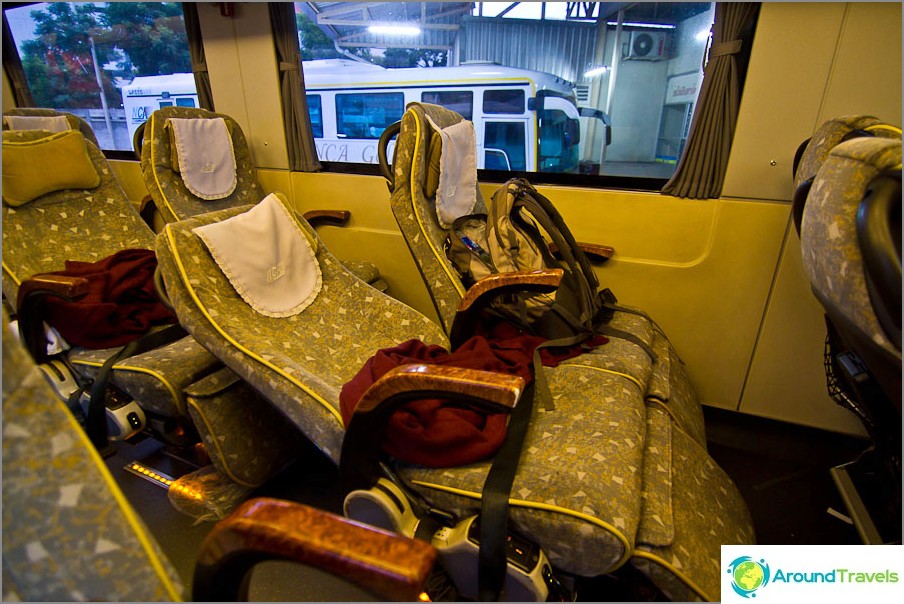 First Class Bangkok - Chiang Mai ainda custa 650 baht