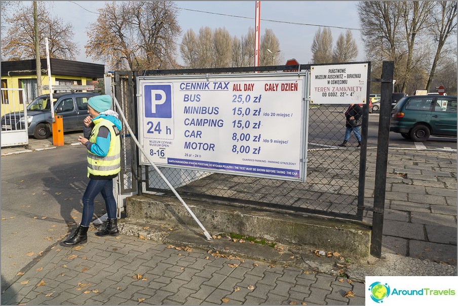 Opłaty parkingowe w pobliżu Auschwitz 1