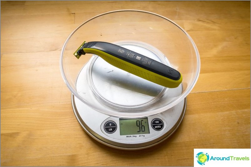 Philips Oneblade pesa 96 grammi