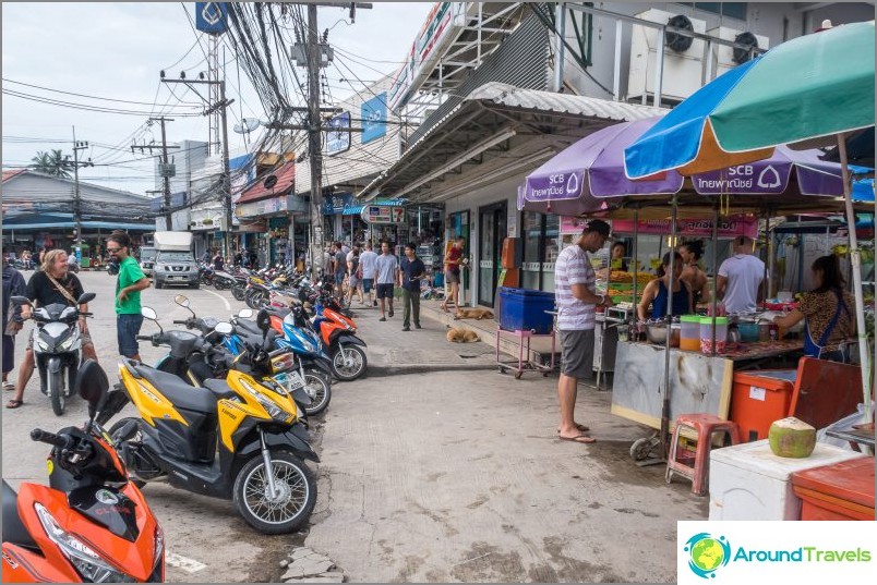 Pantip Market na Koh Phangan - tanie jedzenie i miejsce spotkań